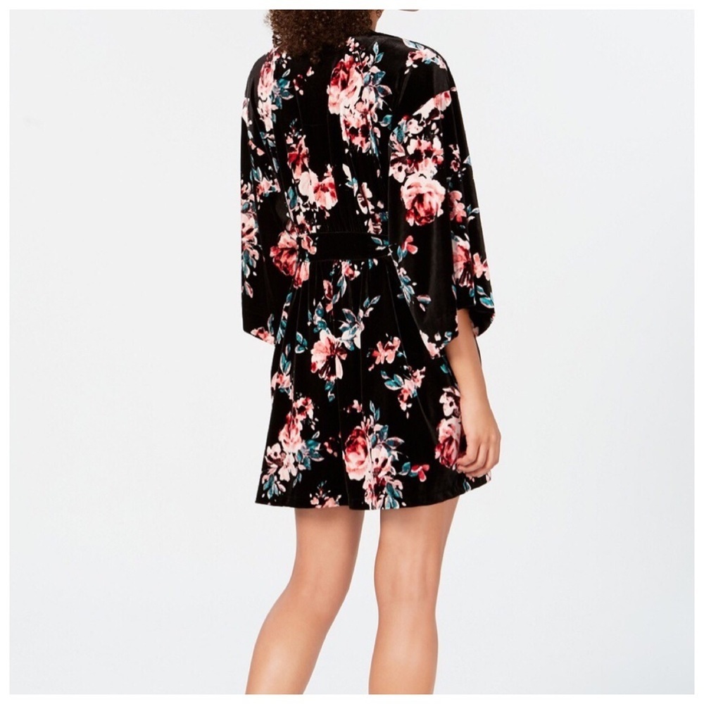 🎊HP🎊🆕Robe in floral velvet - Picture 2 of 3